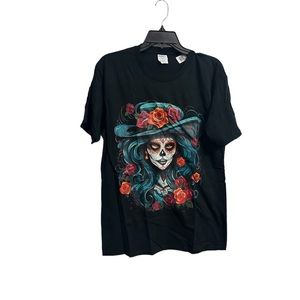 Women’s Catrina TShirt Size Medium